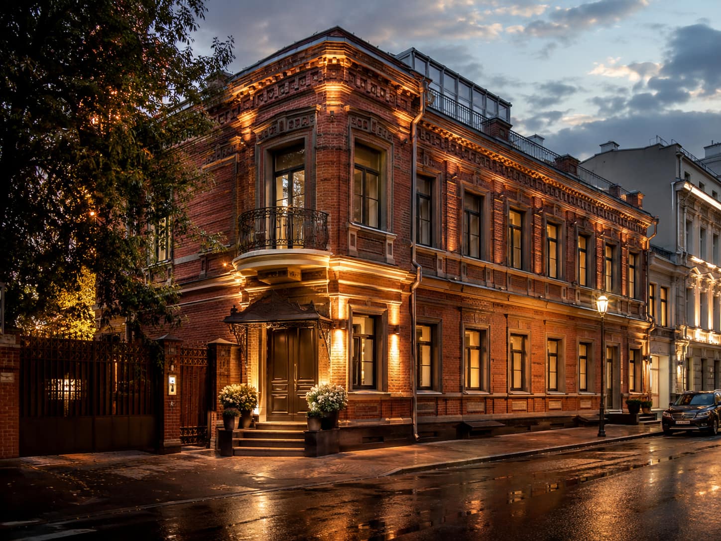 Особняк Nicole Residence - Кирпичный фасад